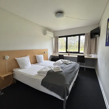 Stop'n Sleep Hotel 3*